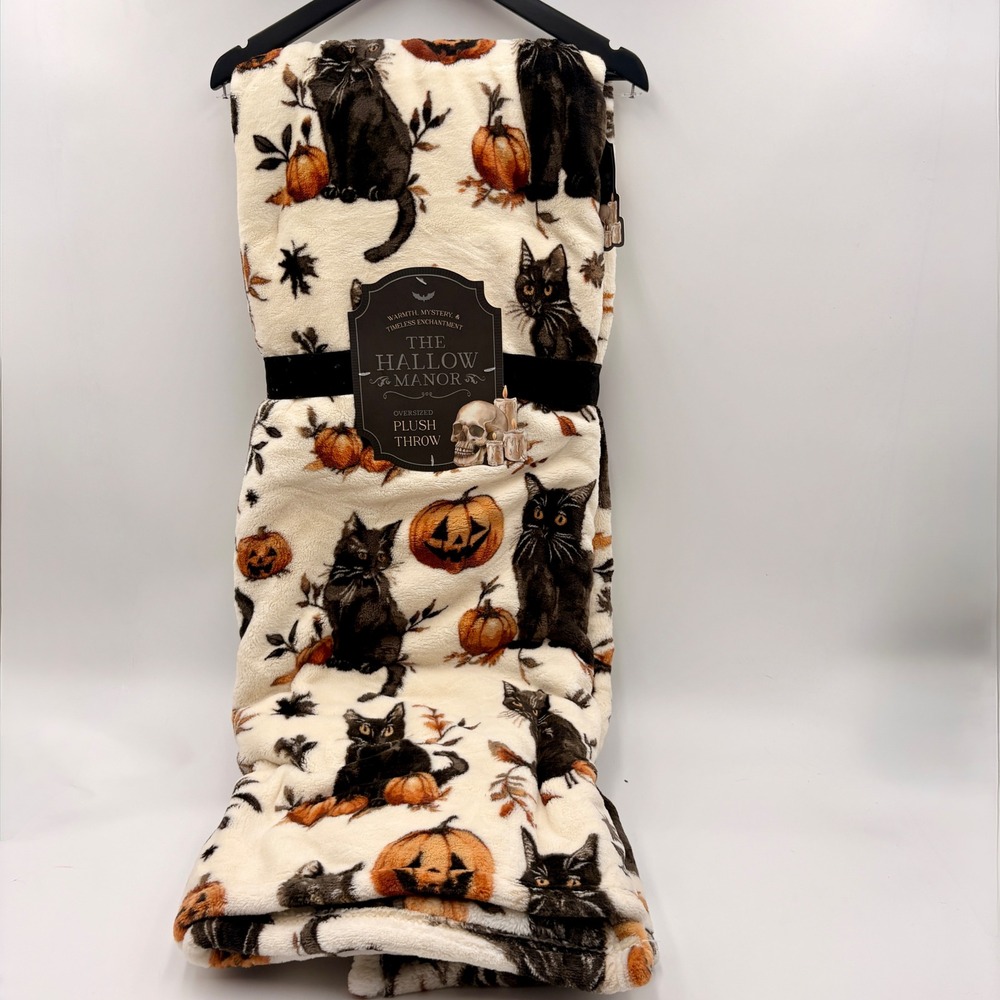 The Hallow Manor Black Cat Pumpkin Oversized Plush Throw Blanket 60x70 Halloween